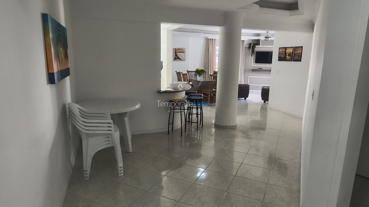 Apartamento para alquiler de vacaciones em Itapema (Meia Praia)