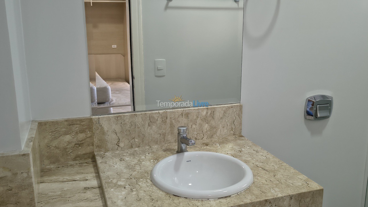 Apartamento para alquiler de vacaciones em Itapema (Meia Praia)