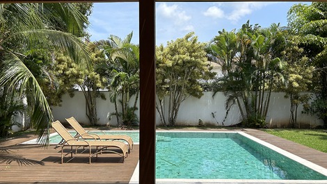 Maresias Beach - Beachfront Condominium
