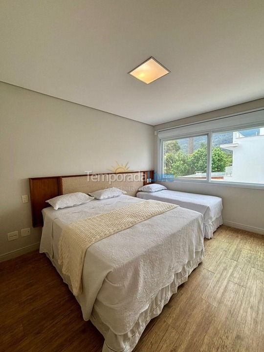 Casa para alquiler de vacaciones em São Sebastião (Maresias)