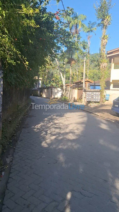 Casa para aluguel de temporada em São Sebastião (Boiçucanga)