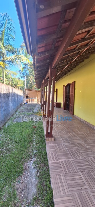 Casa para aluguel de temporada em São Sebastião (Boiçucanga)