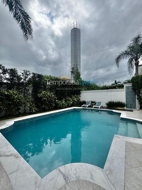 House for vacation rental in São Sebastião (Praia da Baleia)