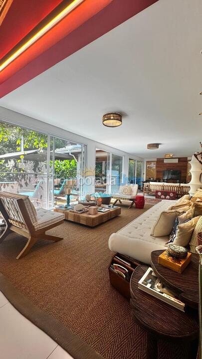 Casa para alquiler de vacaciones em São Sebastião (Praia da Baleia)