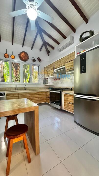 Casa para alquiler de vacaciones em São Sebastião (Praia da Baleia)