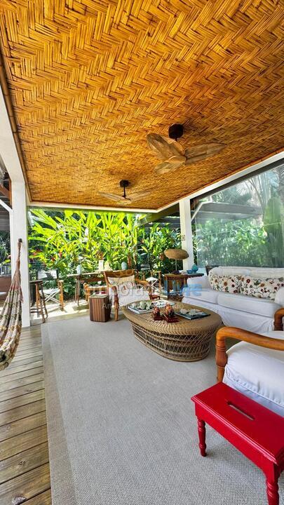 Casa para alquiler de vacaciones em São Sebastião (Praia da Baleia)
