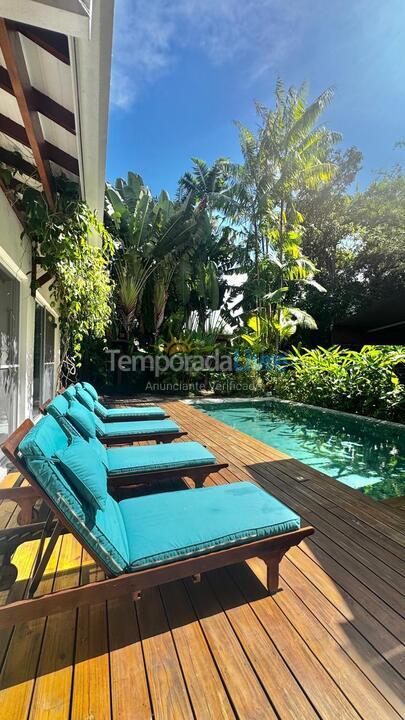 Casa para alquiler de vacaciones em São Sebastião (Praia da Baleia)