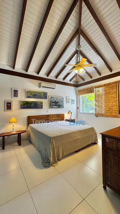 Casa para alquiler de vacaciones em São Sebastião (Praia da Baleia)