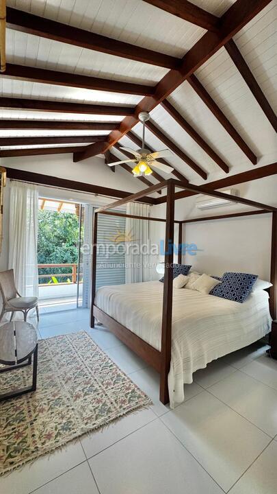 Casa para alquiler de vacaciones em São Sebastião (Praia da Baleia)