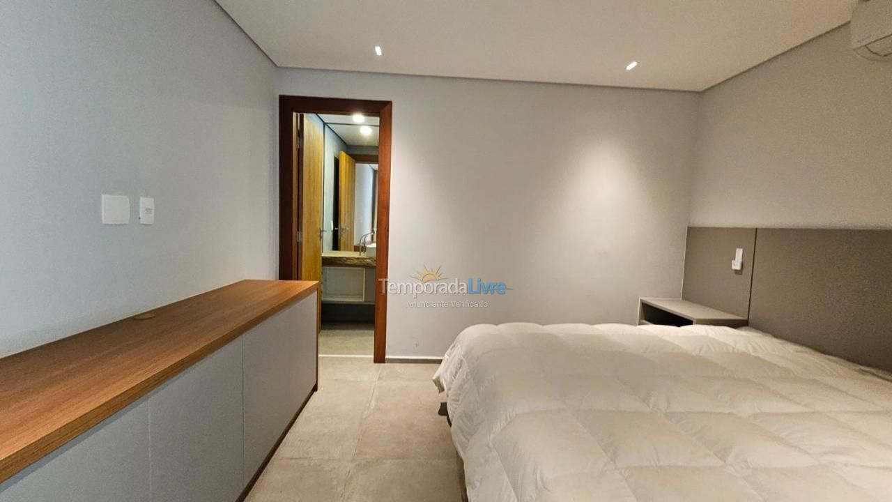 Casa para aluguel de temporada em São Sebastião (Praia da Baleia)