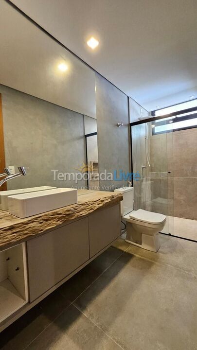 Casa para aluguel de temporada em São Sebastião (Praia da Baleia)