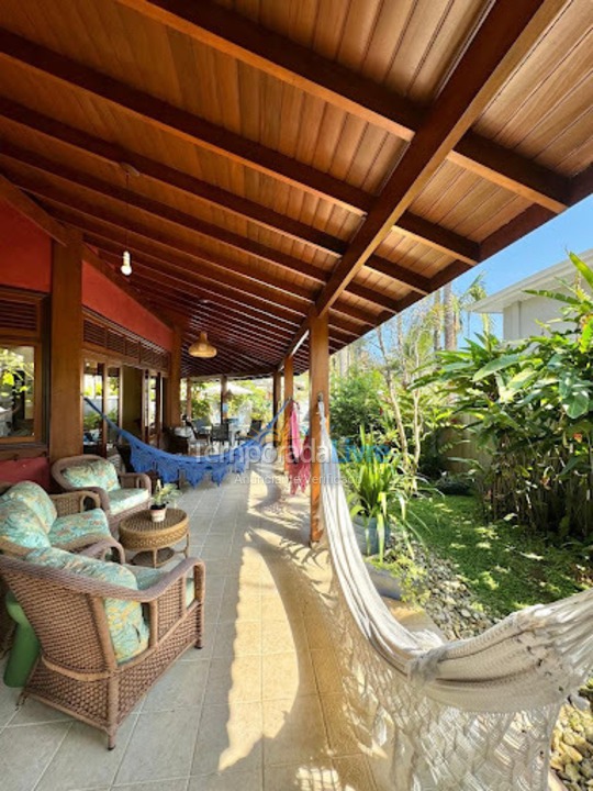 House for vacation rental in São Sebastião (Praia da Baleia)