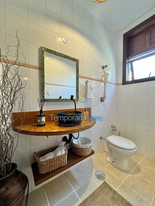 House for vacation rental in São Sebastião (Praia da Baleia)