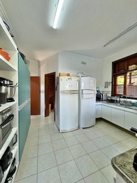 House in a gated community on Baleia Beach CA0102