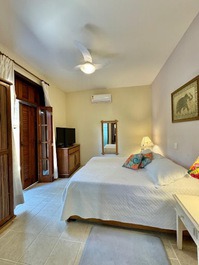 House in a gated community on Baleia Beach CA0102