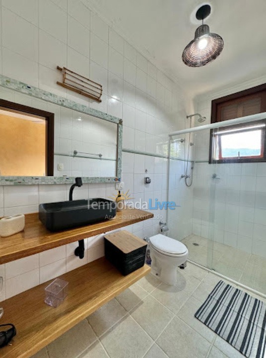 House for vacation rental in São Sebastião (Praia da Baleia)