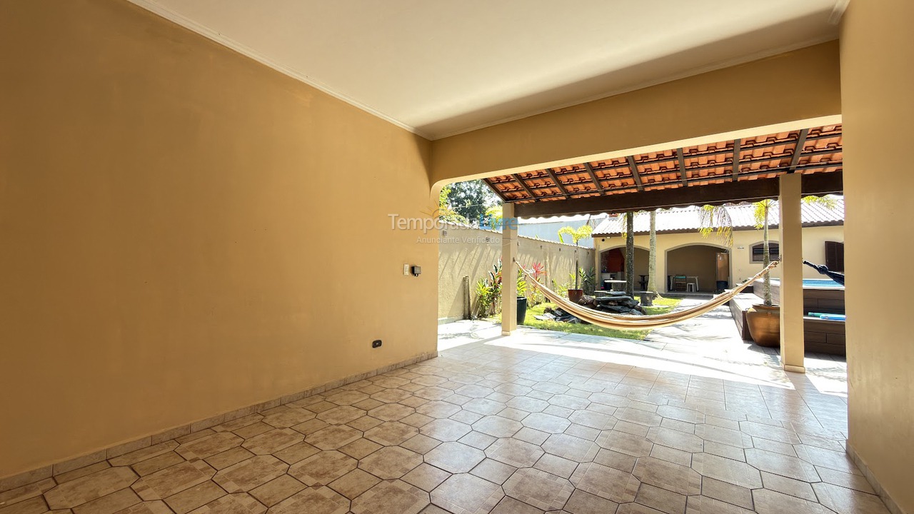 House for vacation rental in Bertioga (São Lourenço)