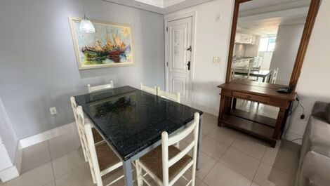 Apartment with a side view, 50 meters from Bombas Beach.