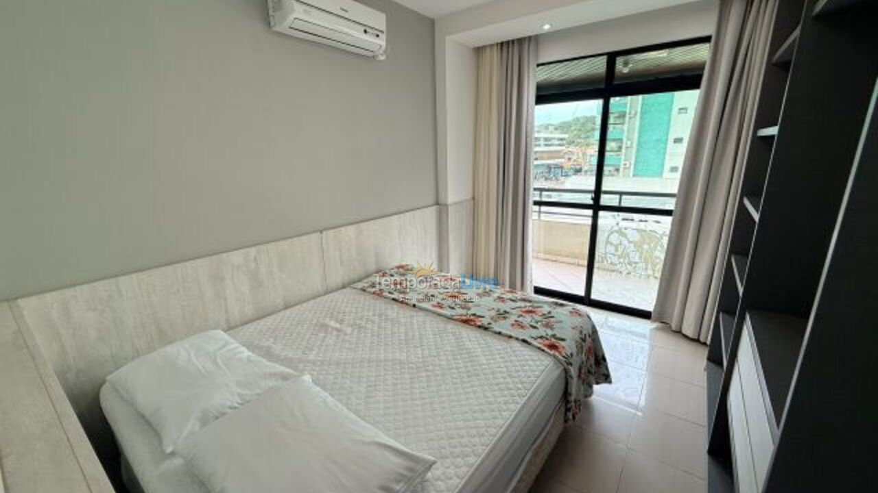 Apartment for vacation rental in Bombinhas (Praia de Bombas)