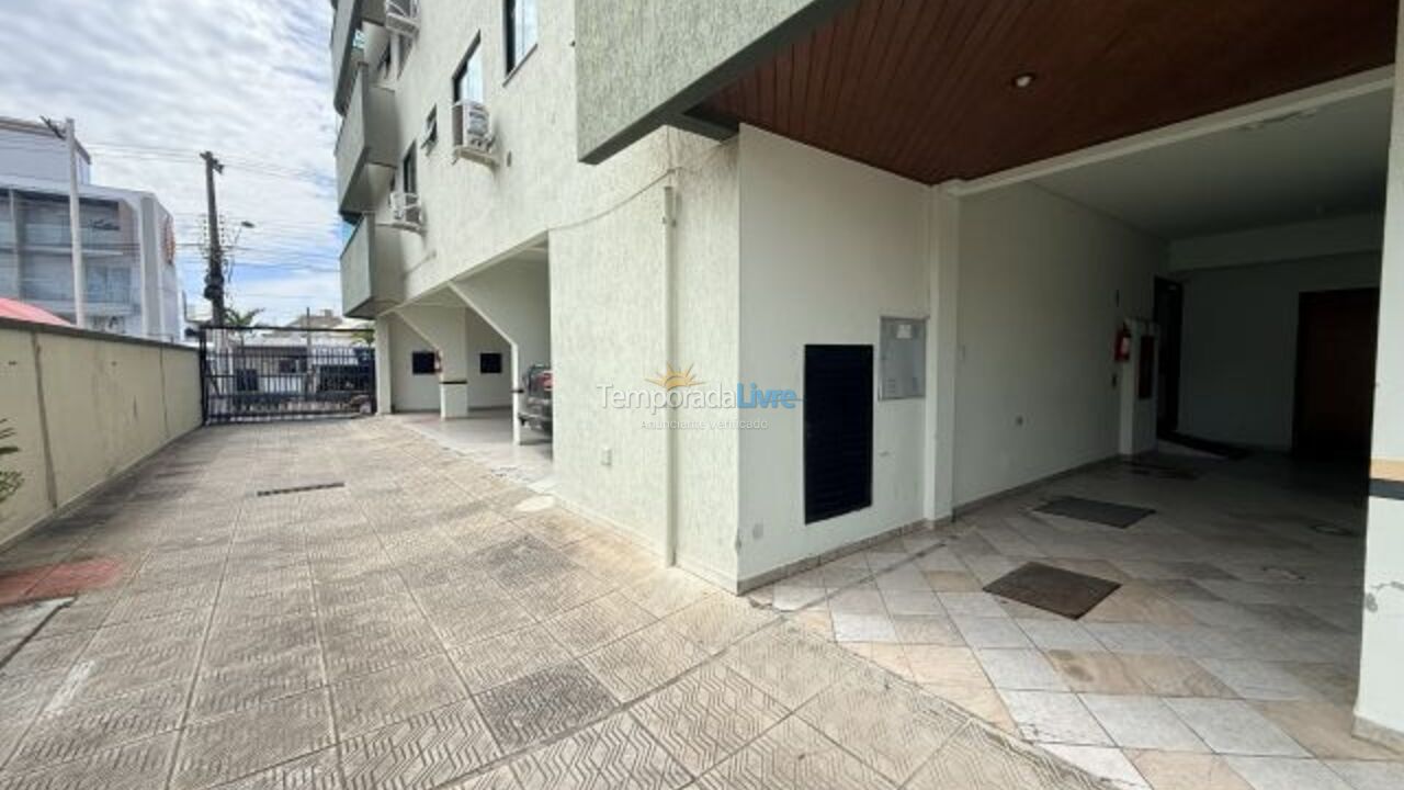 Apartment for vacation rental in Bombinhas (Praia de Bombas)