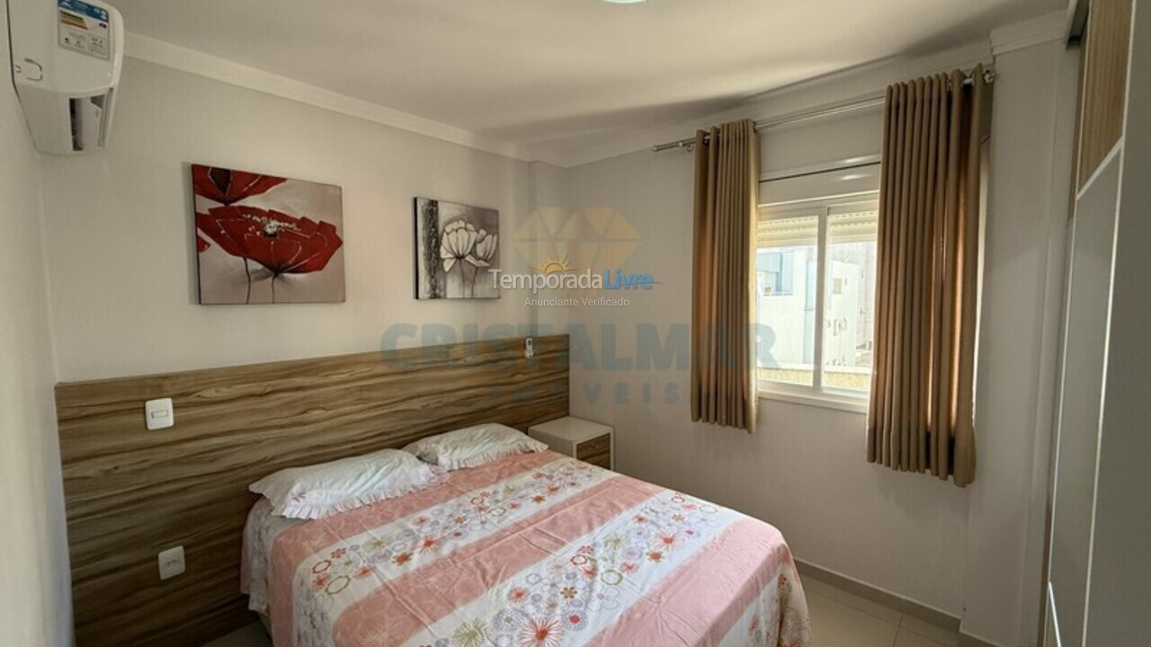 Apartment for vacation rental in Bombinhas (Praia de Bombas)
