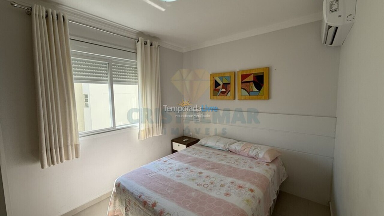 Apartment for vacation rental in Bombinhas (Praia de Bombas)