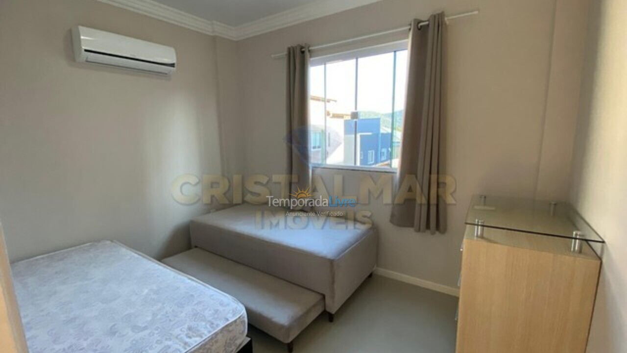 Apartment for vacation rental in Bombinhas (Praia de Bombas)