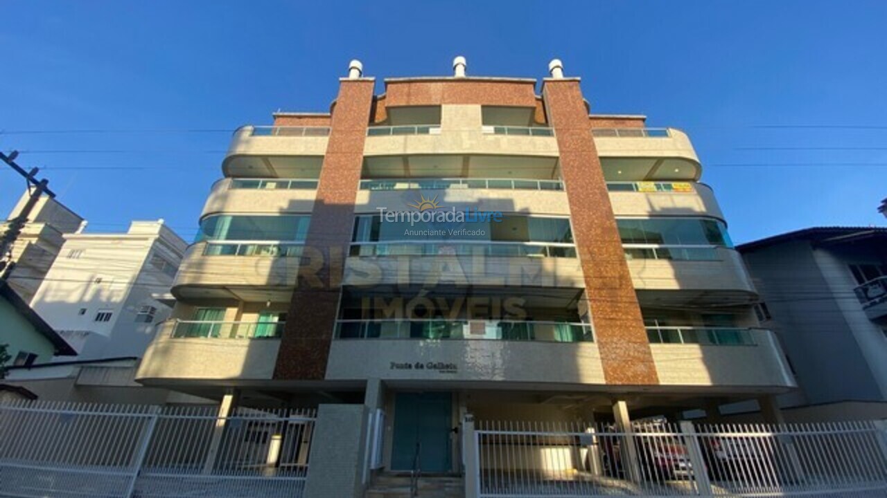 Apartment for vacation rental in Bombinhas (Praia de Bombas)