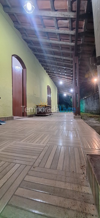 Casa para aluguel de temporada em São Sebastião (Boiçucanga)