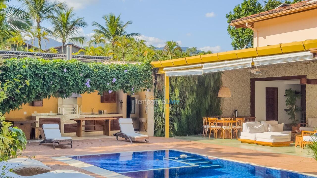 Casa para aluguel de temporada em São Sebastião (Praia da Baleia)