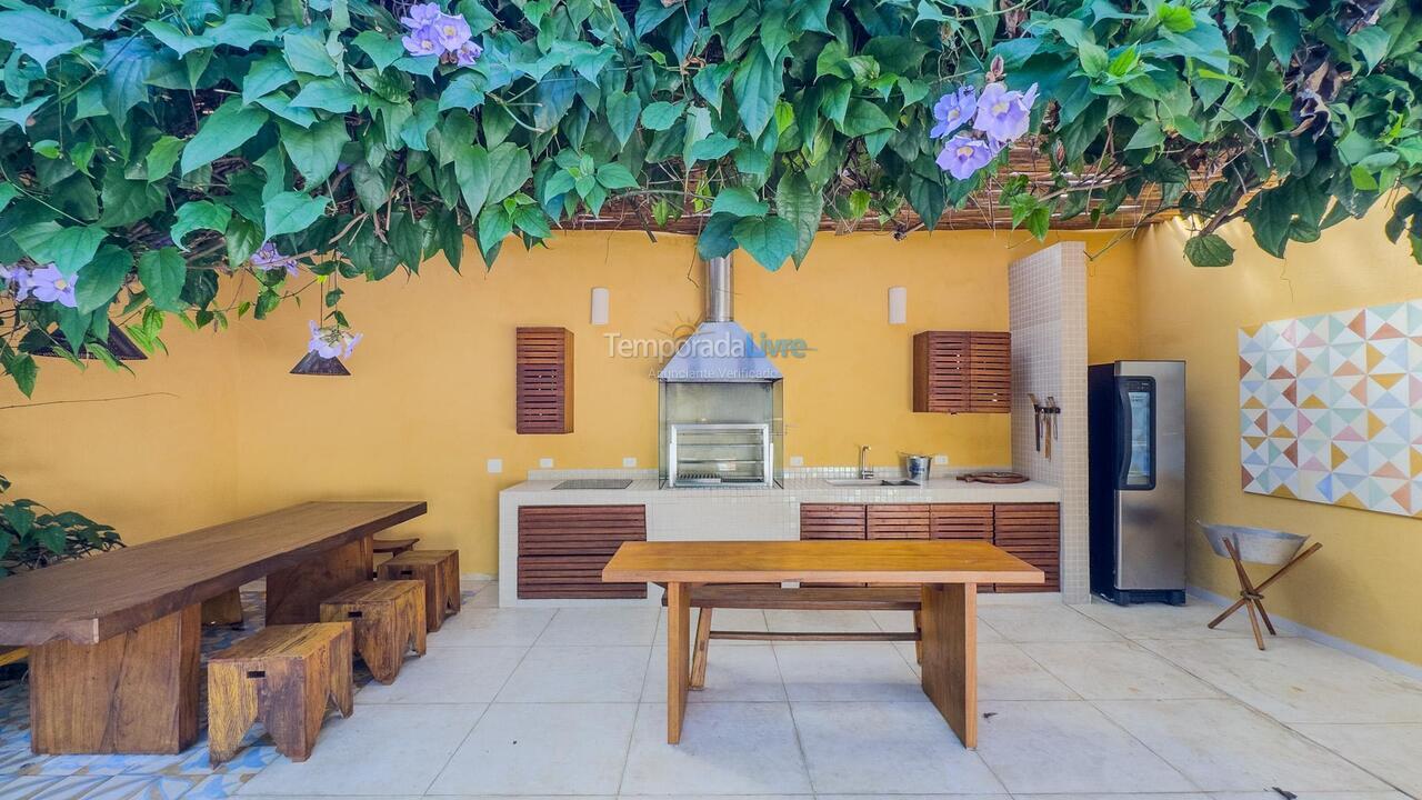Casa para aluguel de temporada em São Sebastião (Praia da Baleia)