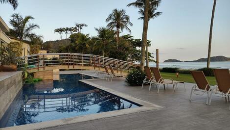 LUXURIOUS HOUSE ON JUQUEHY BEACH
