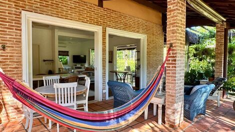 Very cozy house on Baleia Beach.