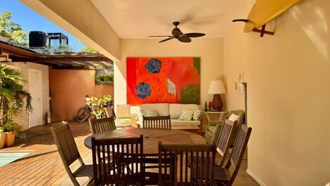 Very cozy house on Baleia Beach.