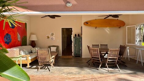 Very cozy house on Baleia Beach.