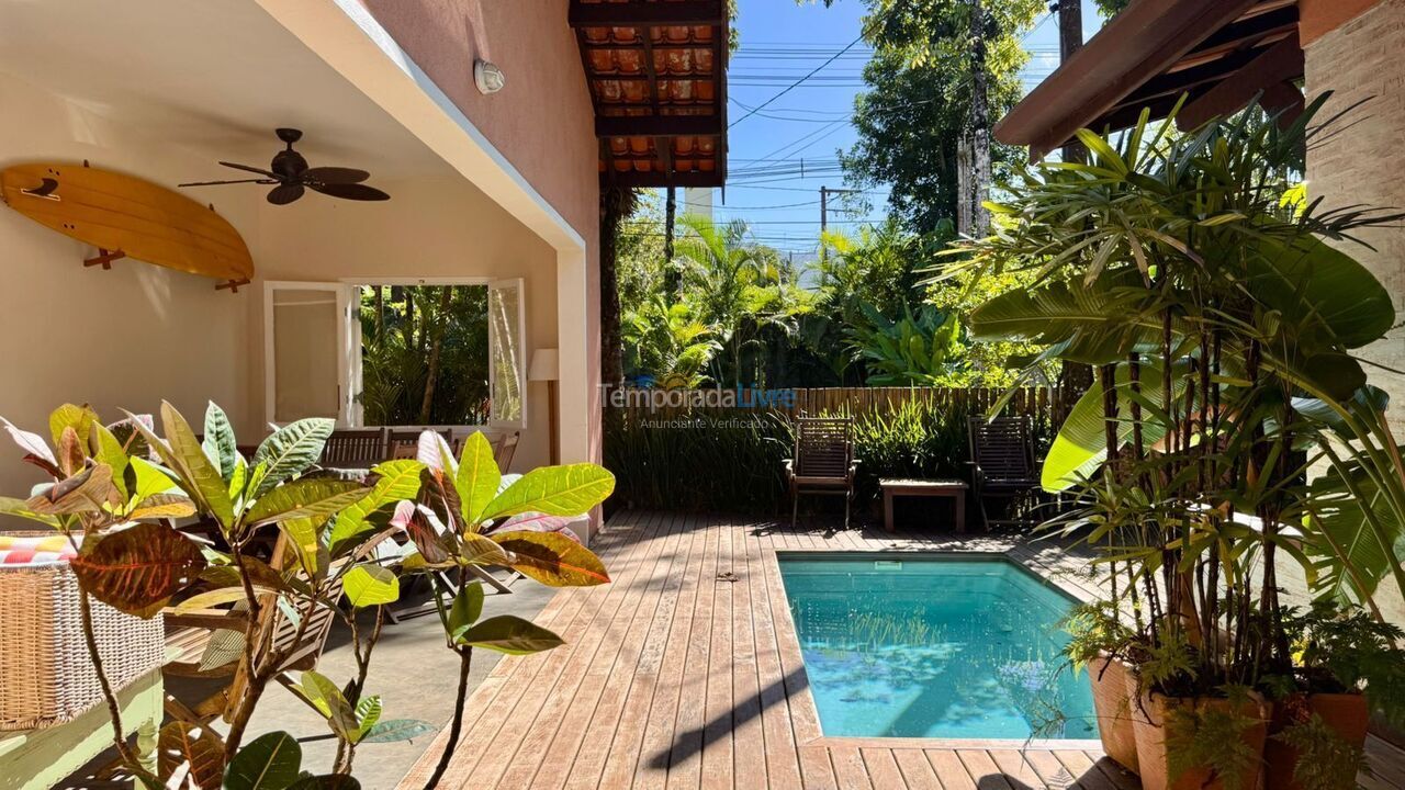 House for vacation rental in São Sebastião (Praia da Baleia)