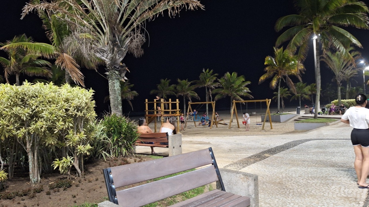 Apartamento para alquiler de vacaciones em Praia Grande (Vila Tupi)