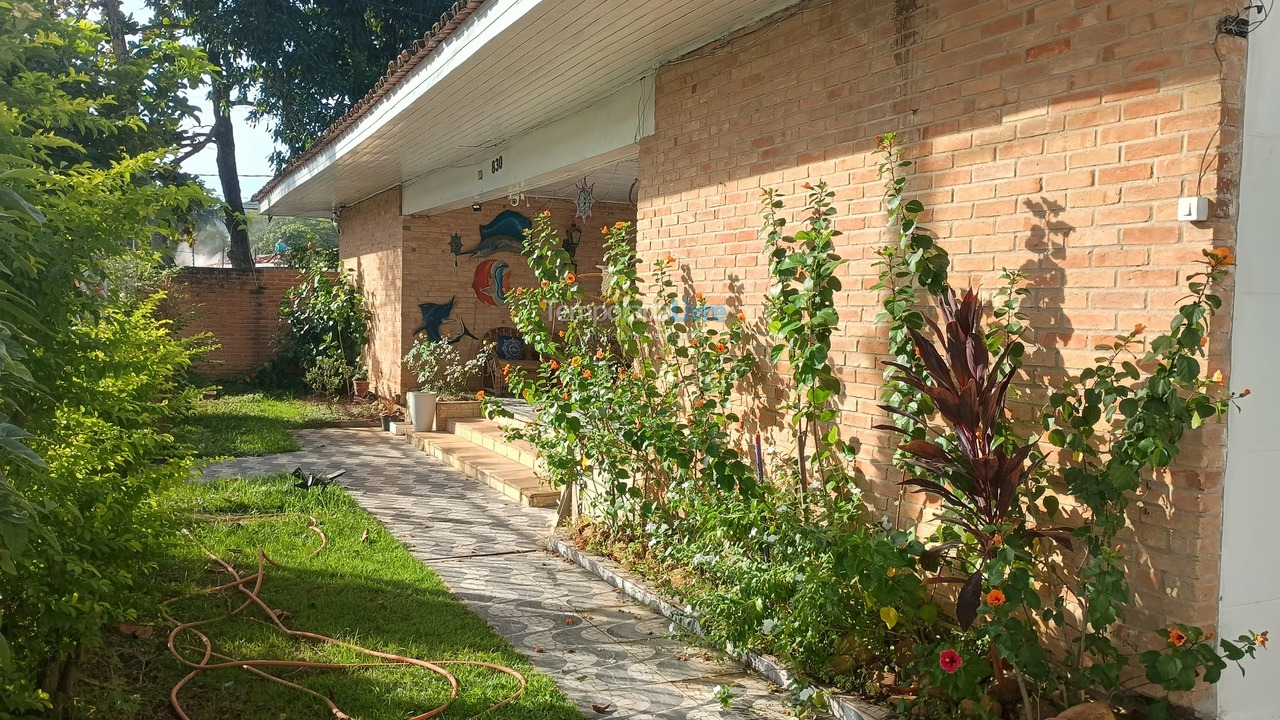 Casa para aluguel de temporada em Guarujá (Enseada)