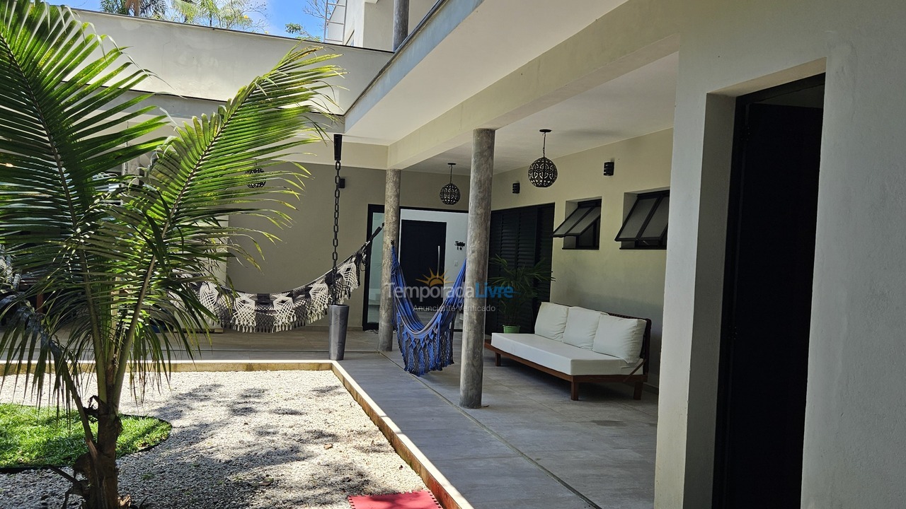 House for vacation rental in Ubatuba (Itamambuca Condominio)