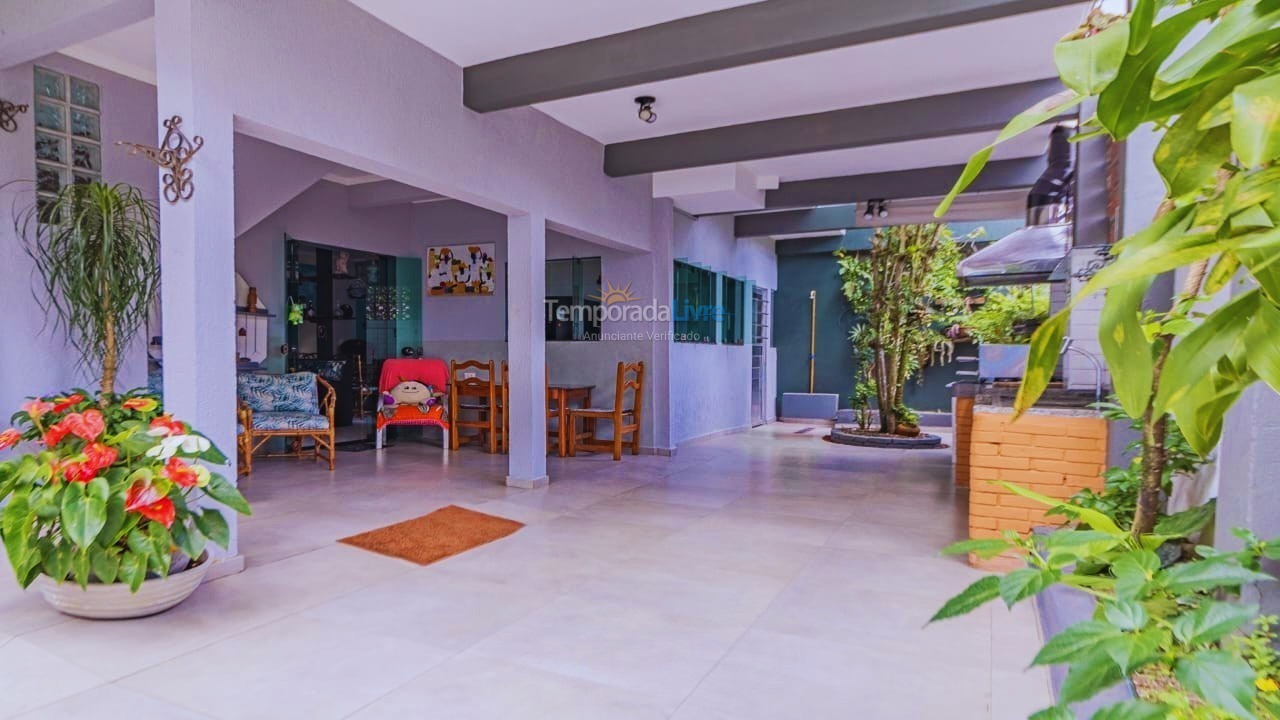 Casa para alquiler de vacaciones em Ubatuba (Itaguá)