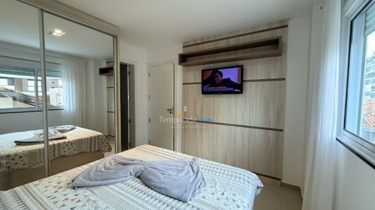 Apartamento para aluguel de temporada em Bombinhas (Praia de Bombas)