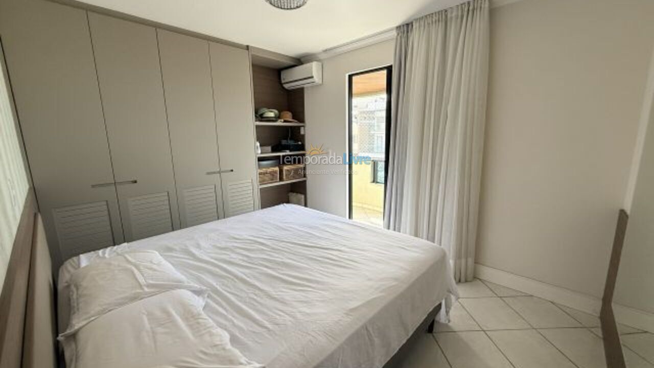 Apartamento para aluguel de temporada em Bombinhas (Praia de Bombas)