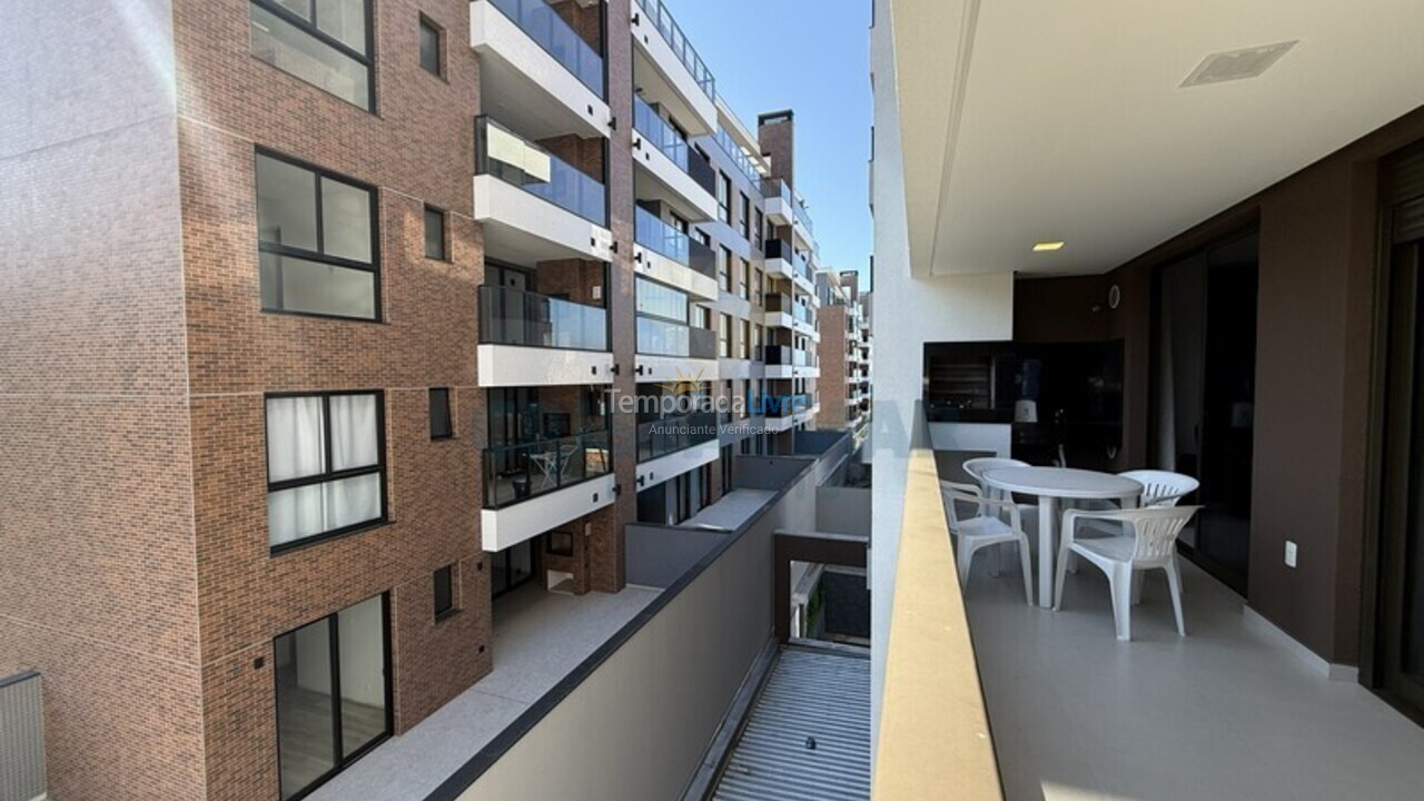 Apartment for vacation rental in Bombinhas (Praia de Bombas)