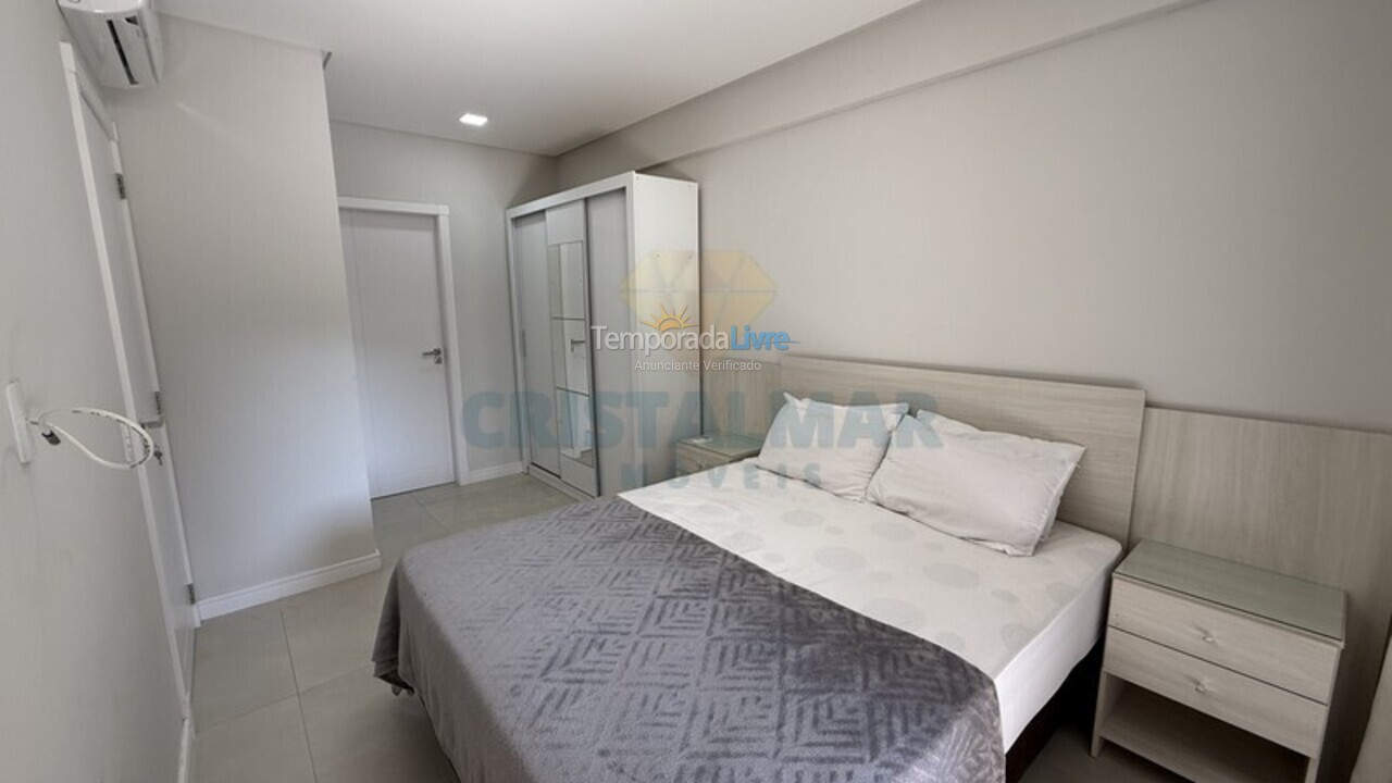 Apartment for vacation rental in Bombinhas (Praia de Bombas)