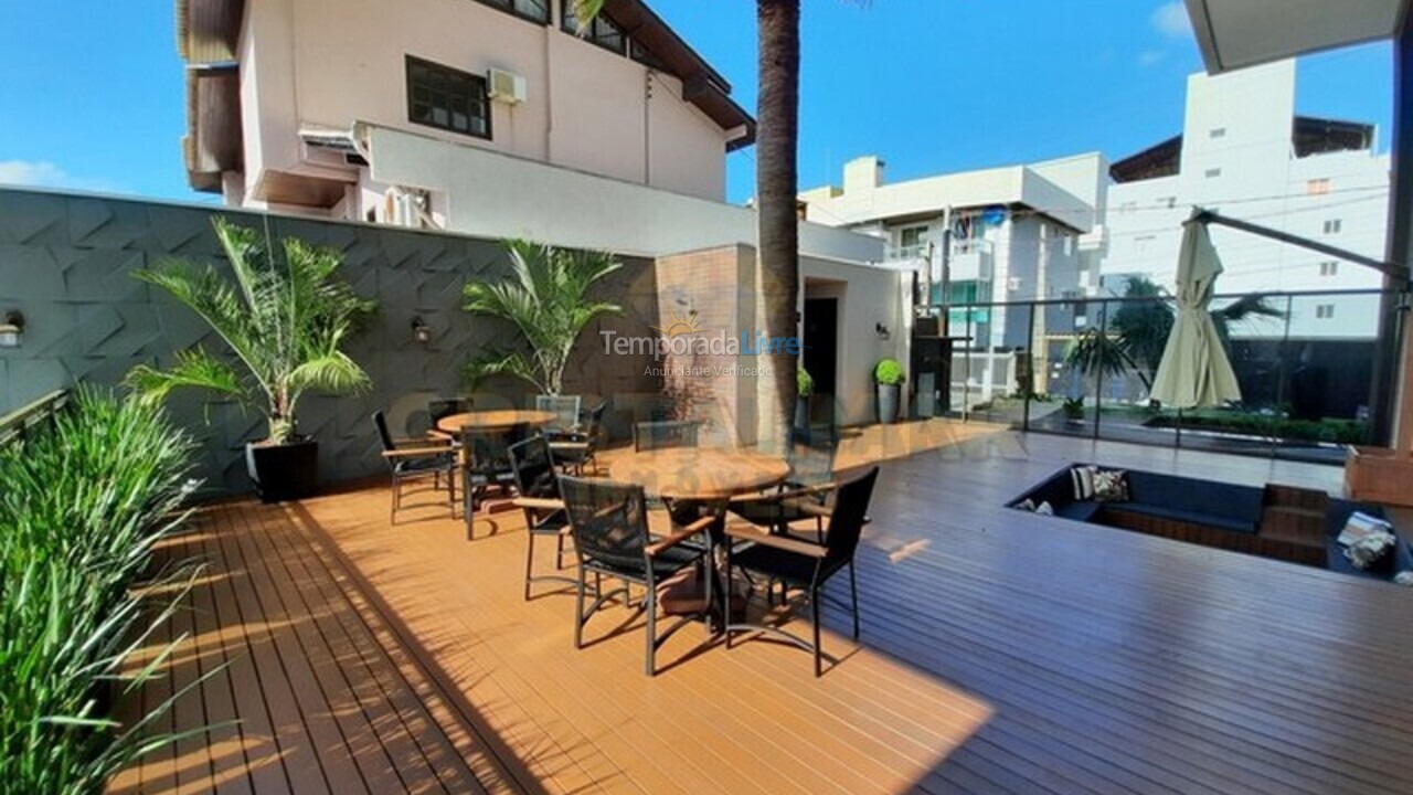 Apartment for vacation rental in Bombinhas (Praia de Bombas)