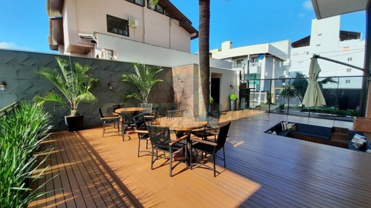 Apartment for vacation rental in Bombinhas (Praia de Bombas)