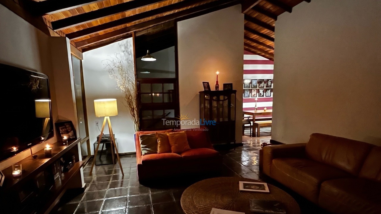 House for vacation rental in Teresópolis (Pessegueiros)