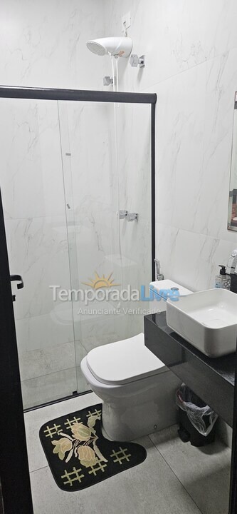 Casa para aluguel de temporada em Ubatuba (Itamambuca Condominio)