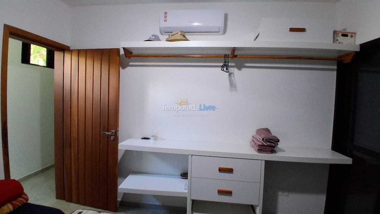 Casa para aluguel de temporada em Ubatuba (Itamambuca Condominio)