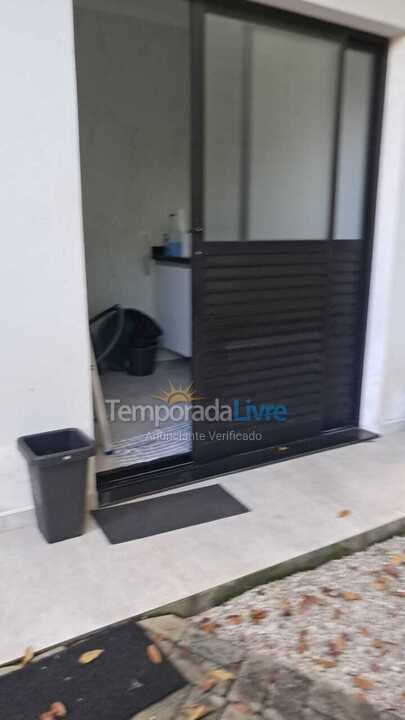 Casa para aluguel de temporada em Ubatuba (Itamambuca Condominio)